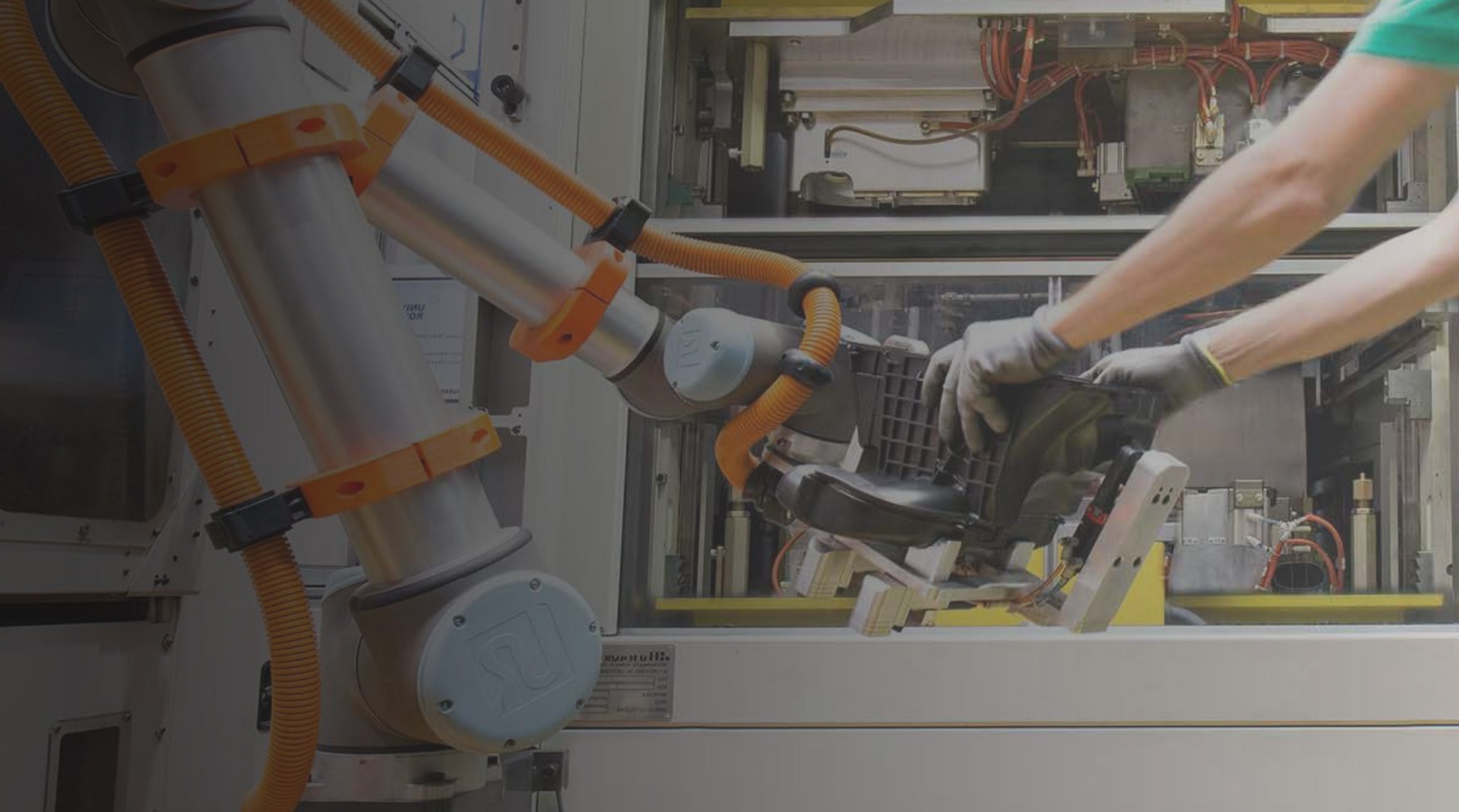 Roboty współpracujące