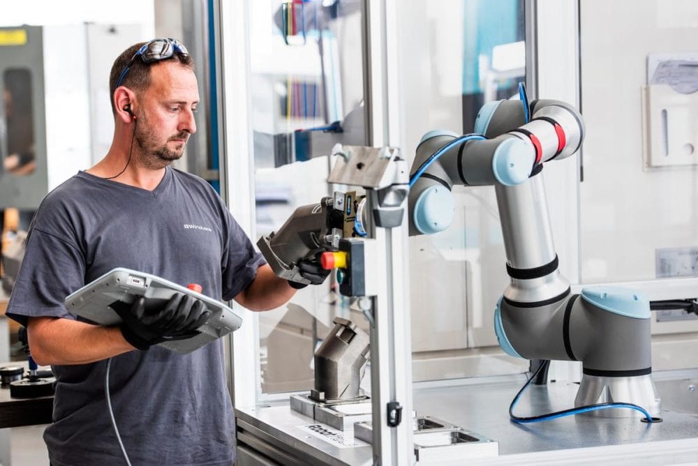 Dane techniczne ramienia robotycznego UR16e Dane techniczne ramienia robotycznego UR16e