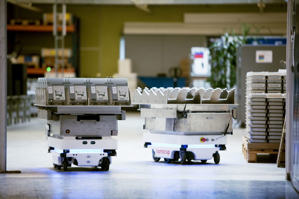 Zalety robota autonomicznego MIR100 Zalety robota autonomicznego MIR100