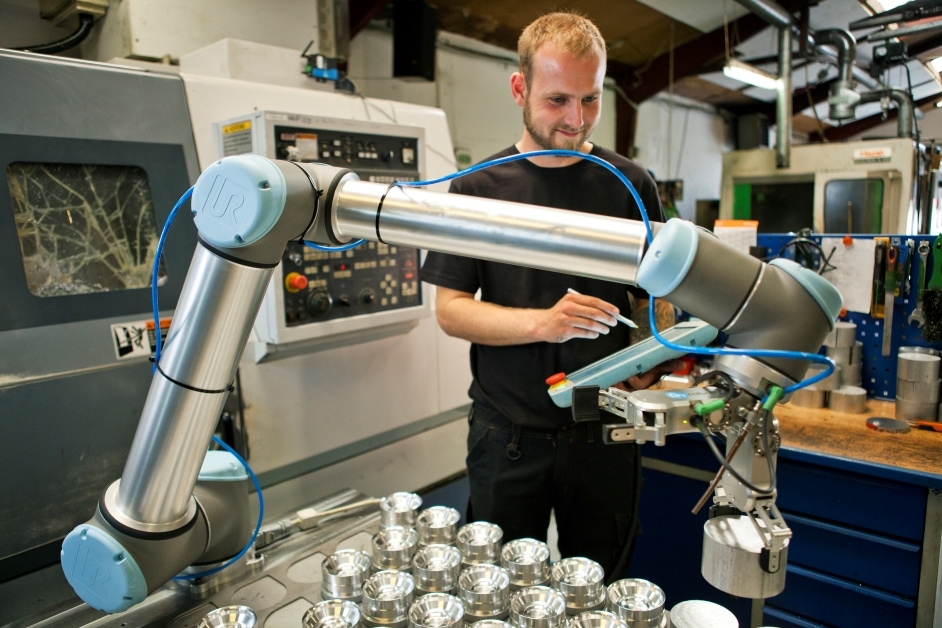 Automatyzacja produkcji dzięki robotom